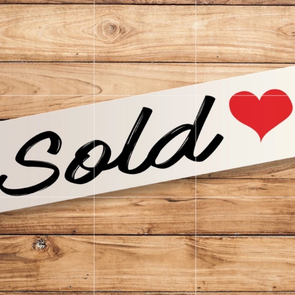 Sold - Picture 1 of 1
